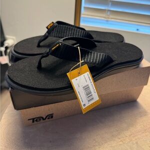 Teva Voya Flip Flop, Bar Street Black, 9 US Women’s New
